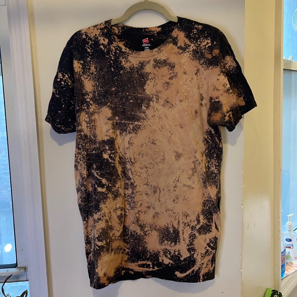 Tie-Dyed Bleached Tee L